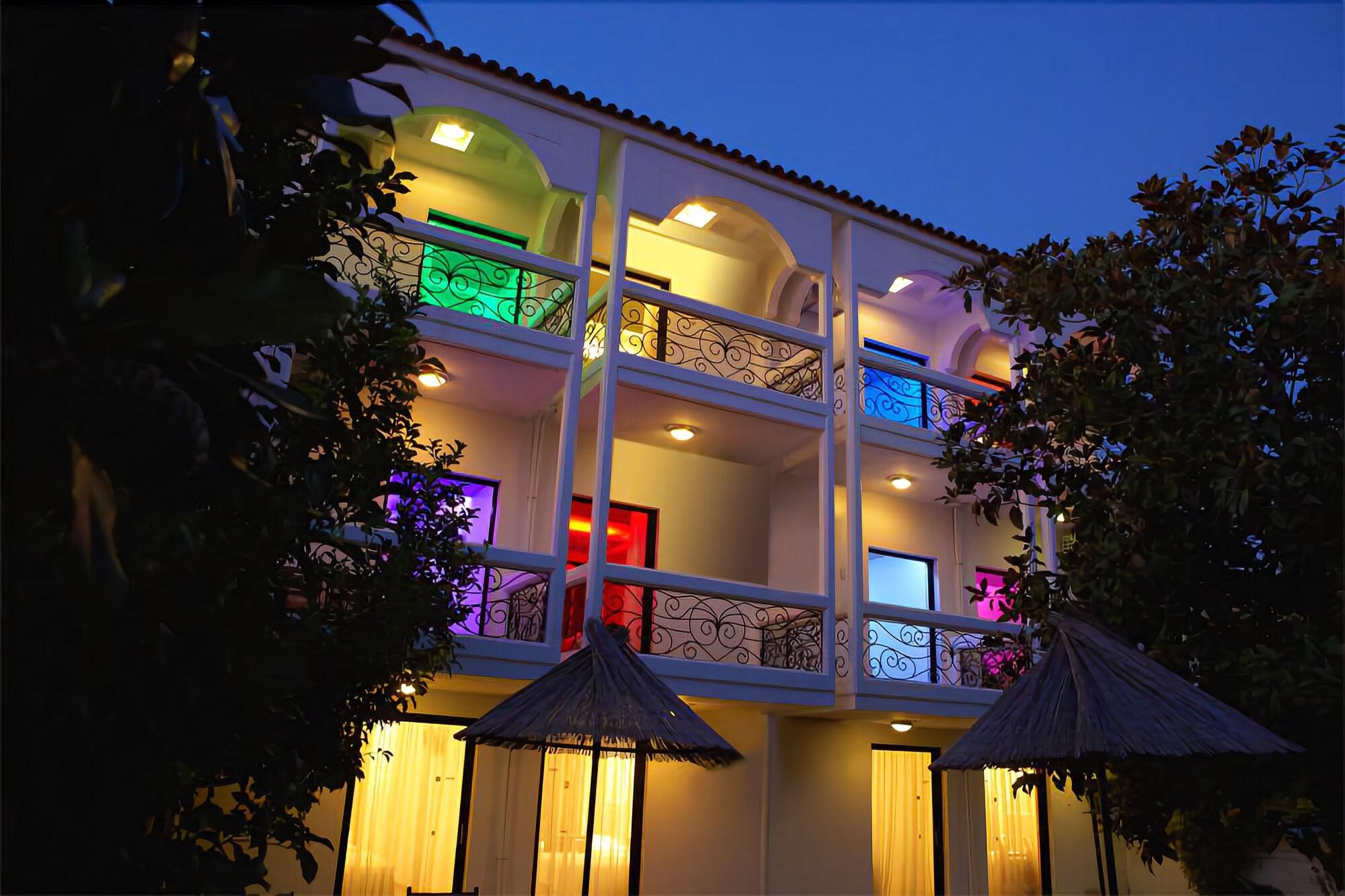 Kamari Beach Hotel 波托什 外观 照片